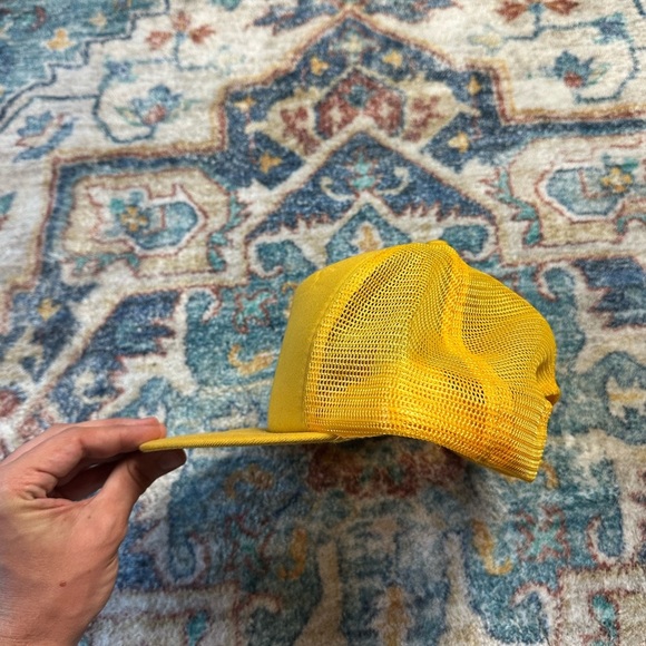 Vintage 80s Yellow Blank Trucker Hat - Picture 2 of 6
